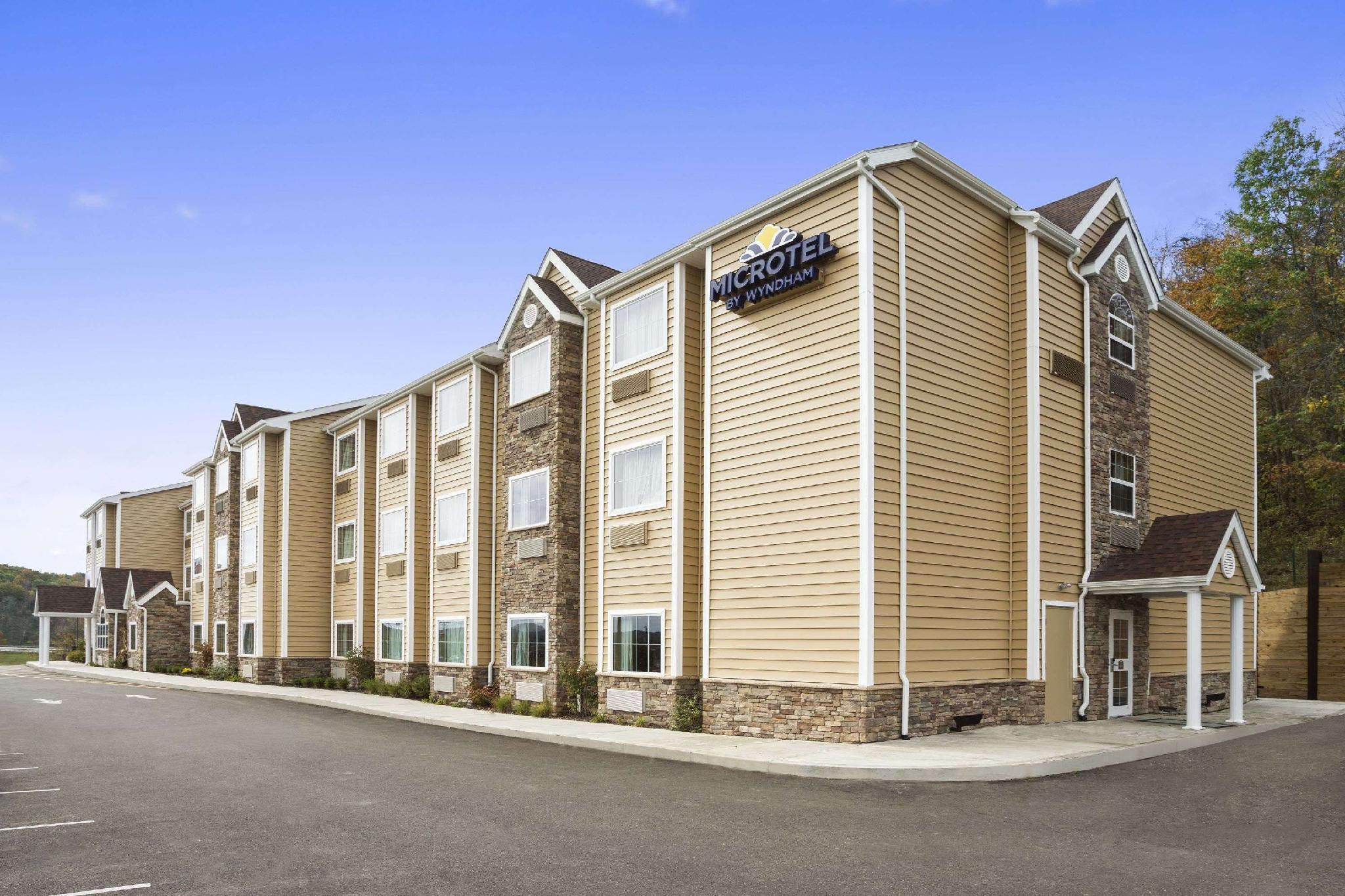 Microtel Inn & Suites By Wyndham Cambridge Exterior foto
